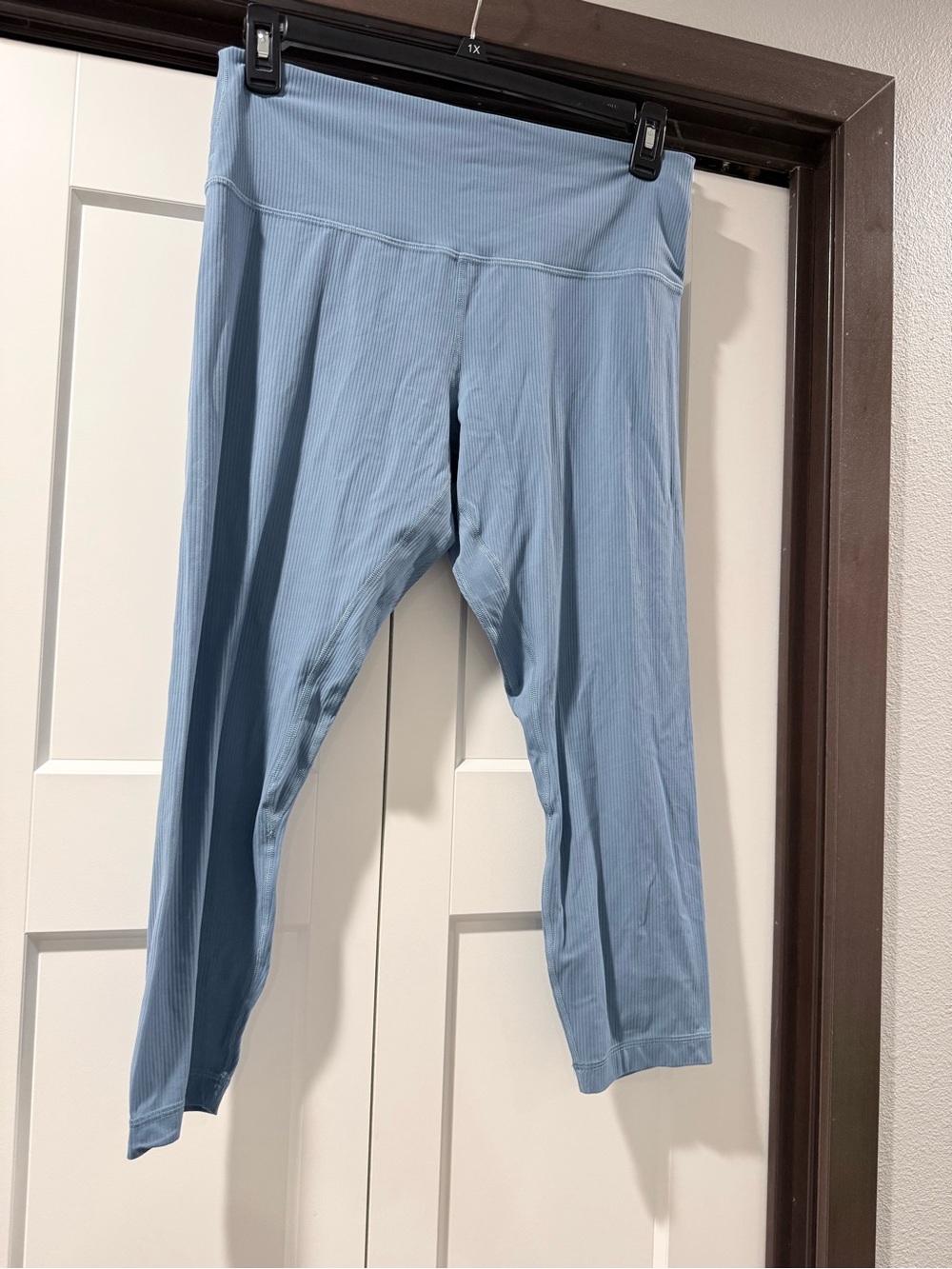 Women’s light Blue Ribbed Lululemon Leggings